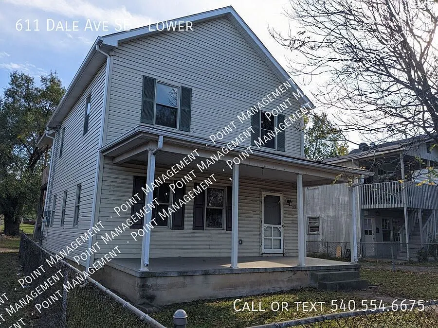 611 Dale Ave SE #LOWER