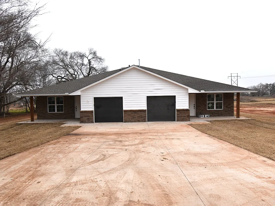 3270 Cemetery Rd