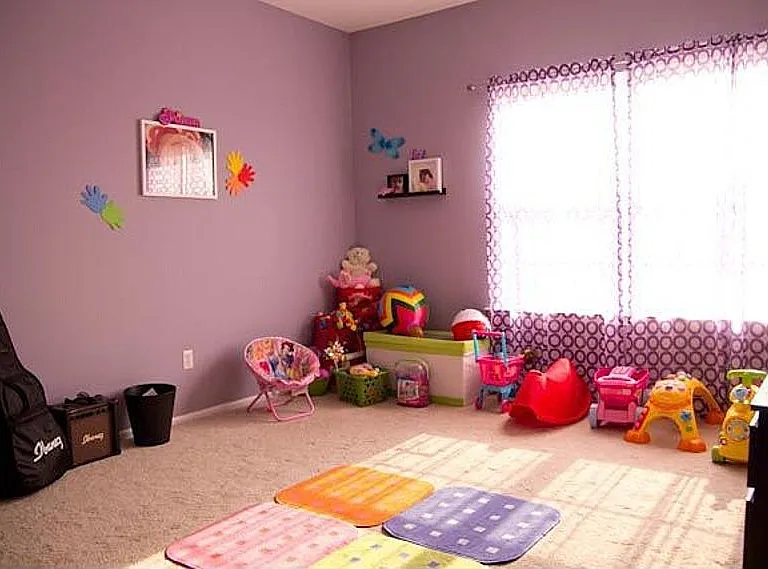 Guest/Second Bedroom