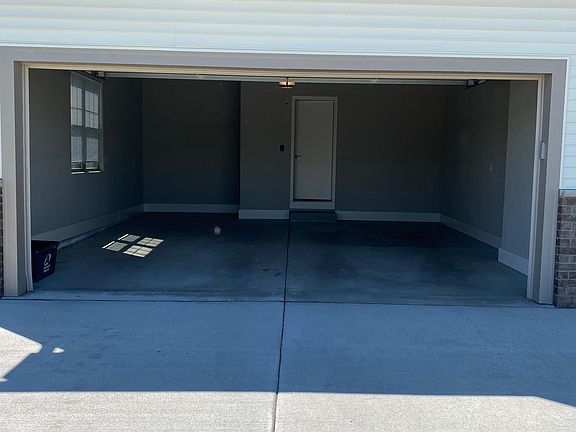 3rd image of 1147 High Pointe Knoll Cir