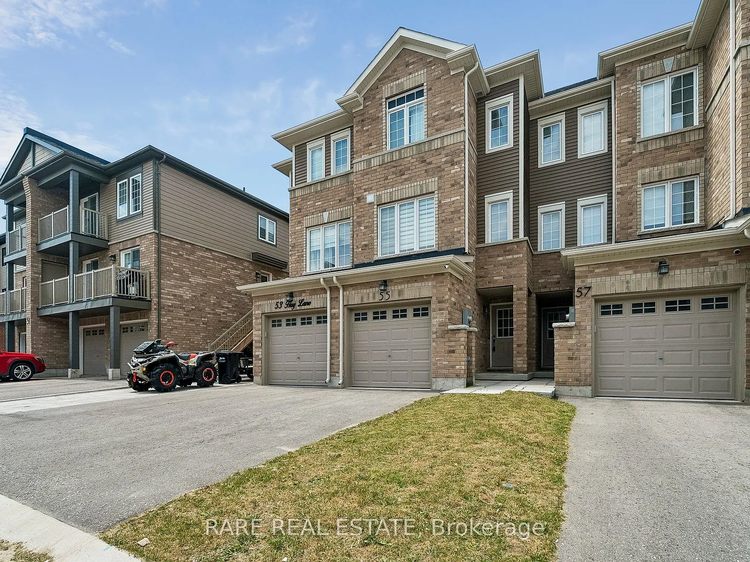2 bed, $2,500 — Photo 2