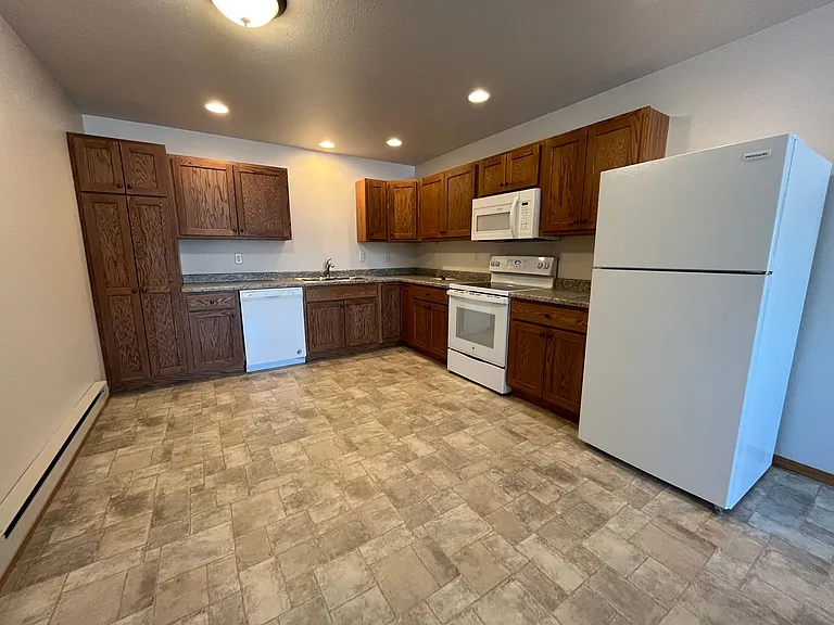 1112-1178 Scout Dr — Photo 15