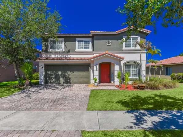 2020 SW Newport Isles Boulevard, Port St Lucie, FL 34953