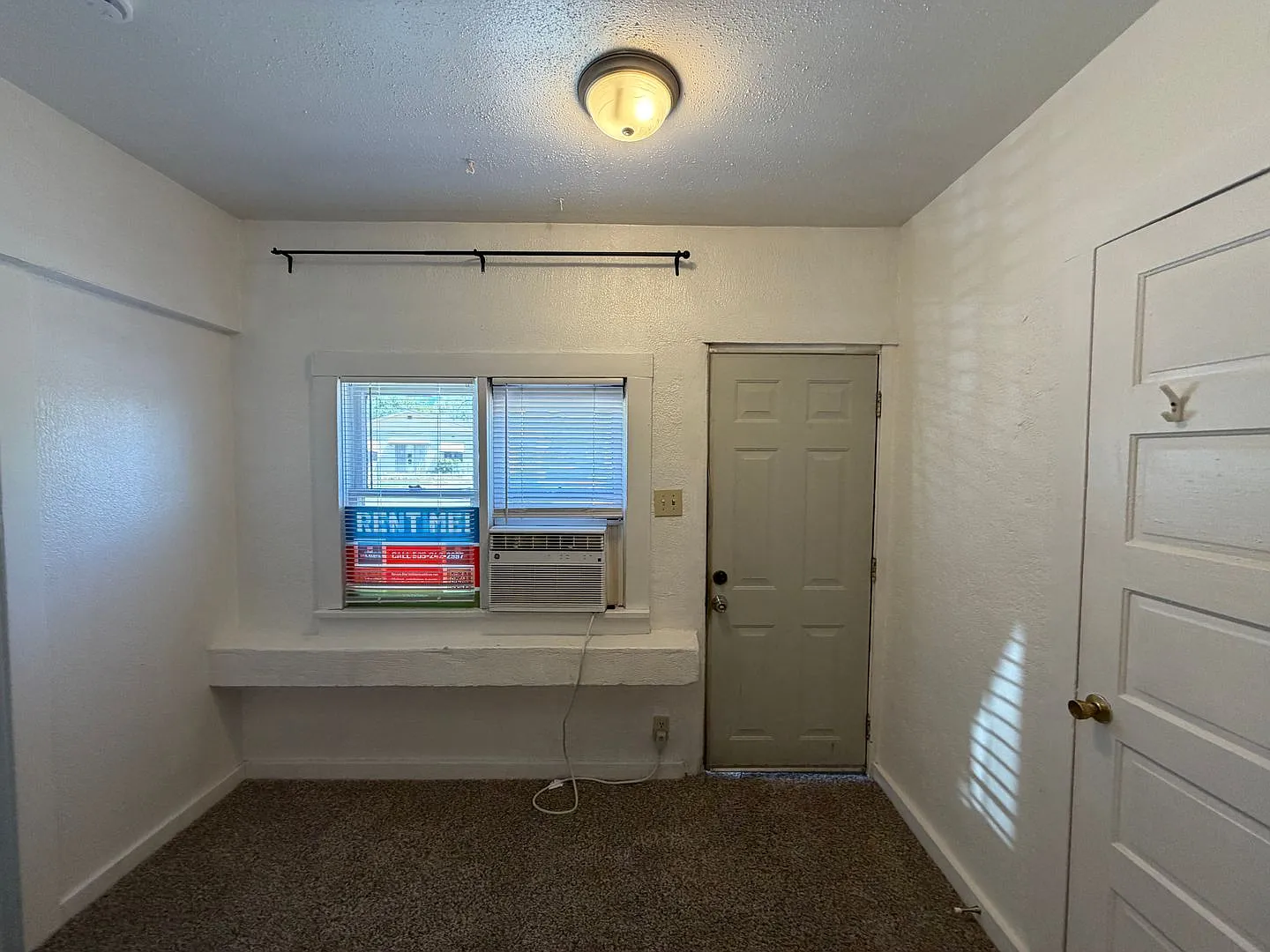 313 Cornell Drive SE — Photo 4