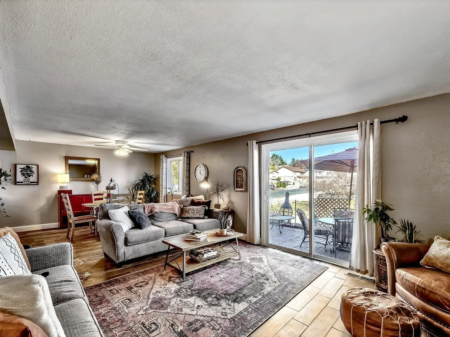 3 bed, 2.5 bath, 1541 sqft, $2,695 — Photo 4