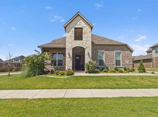 1705 Landing St, Mansfield, TX 76063