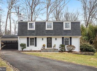 1002 Kerge Ct SE, Vienna, VA 22180