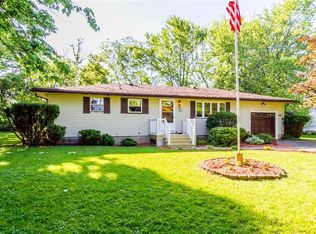 100 Belmanor Dr, Rochester, NY 14623