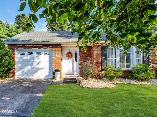2 Matterhorn Way, Brick, NJ 08724