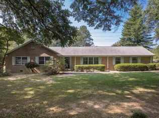 104 Beechwood Dr, Spartanburg, SC 29307