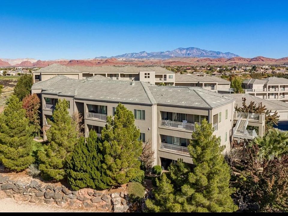 Quiet, sunny corner unit with evening shade. 2nd floor (of 3) unit.