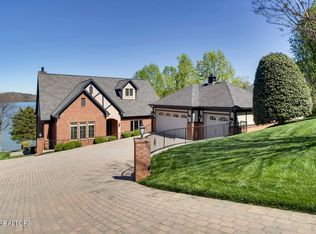 18128 Lighthouse Pointe Dr, Lenoir City, TN 37772