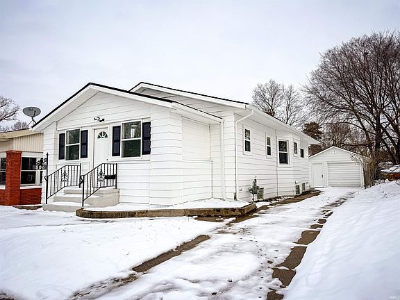 3rd image of 806 S 27th St
