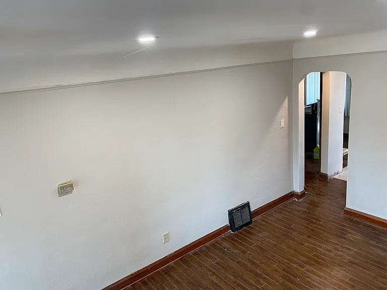 1 Charles St E #1 — Photo 7