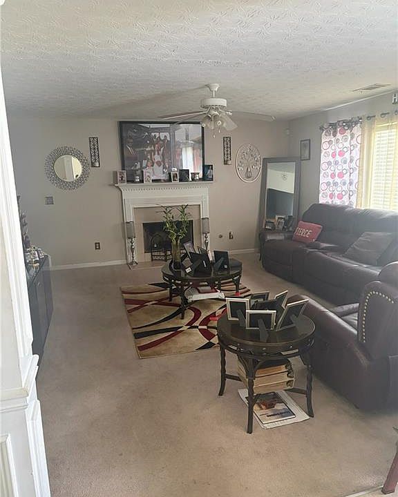 2nd image of 2126 Black Oak Ln