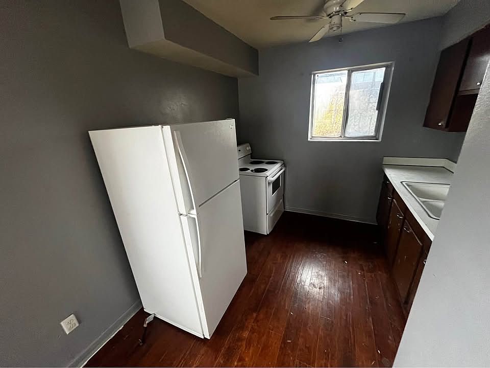 1st image of 244 Joanna St #3