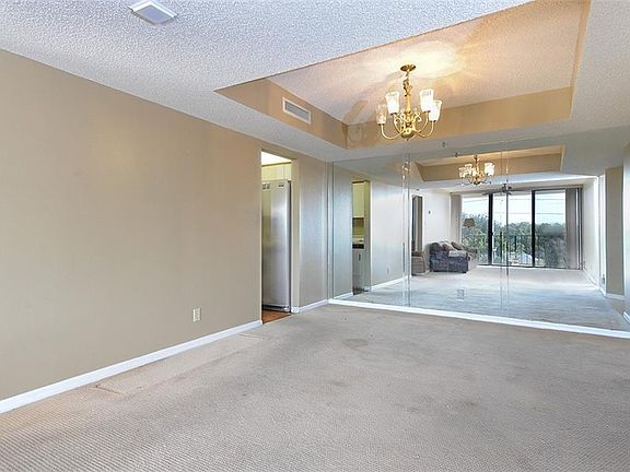 3rd image of 3211 W Swann Ave Unit 507