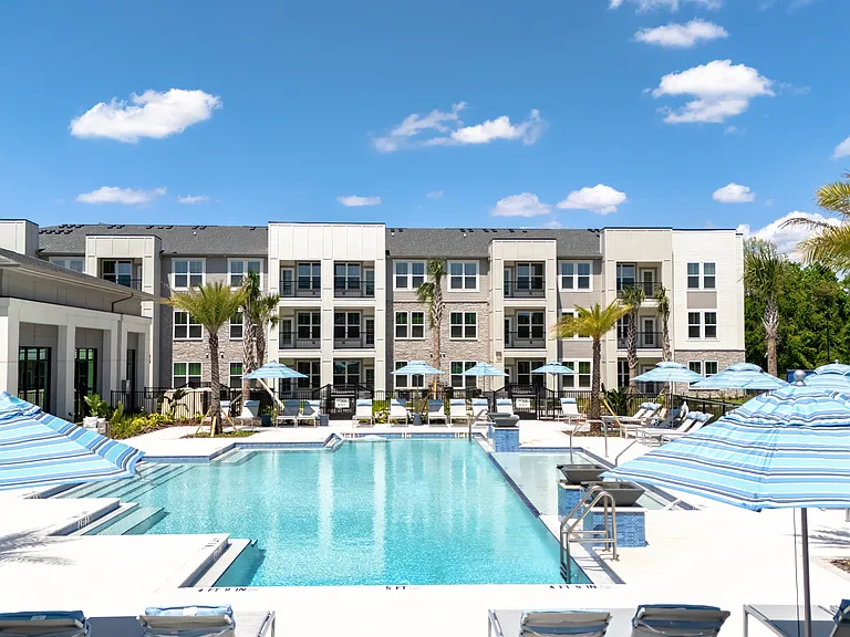 The Pointe at Davis Creek — Photo 34