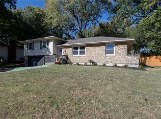 10510 W 55th St, Shawnee, KS 66203