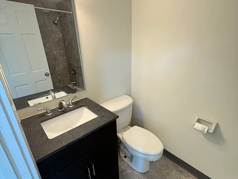 175 Humphrey St #R1 — Photo 9