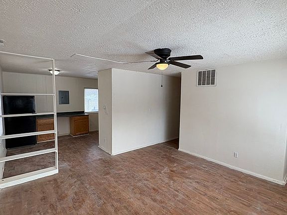 2nd image of 3604 Ontario St