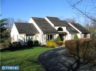 1110 Saint Finegan Dr, West Chester, PA 19382