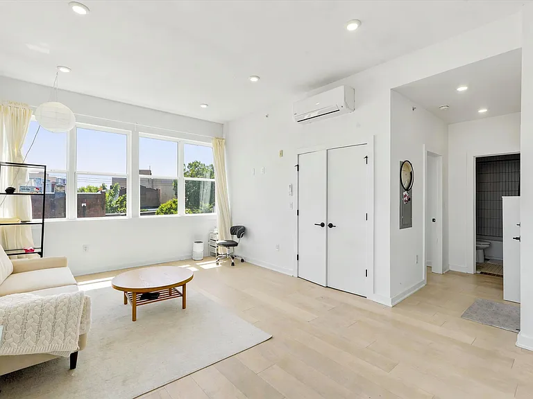 2525 Frankford Ave #5 — Photo 4