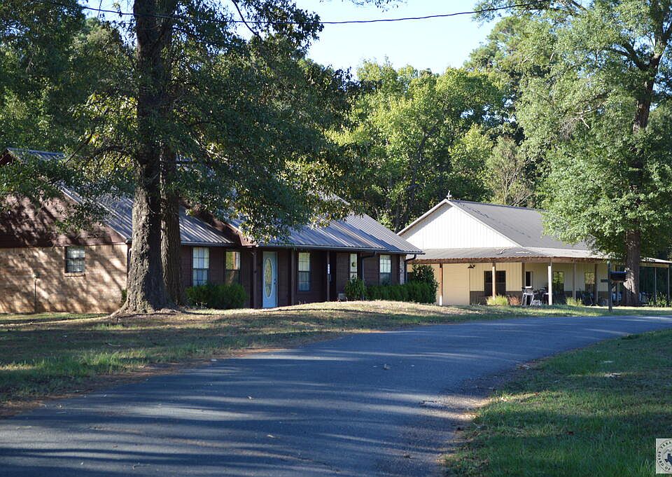 1st image of 252 Hilltop Rd