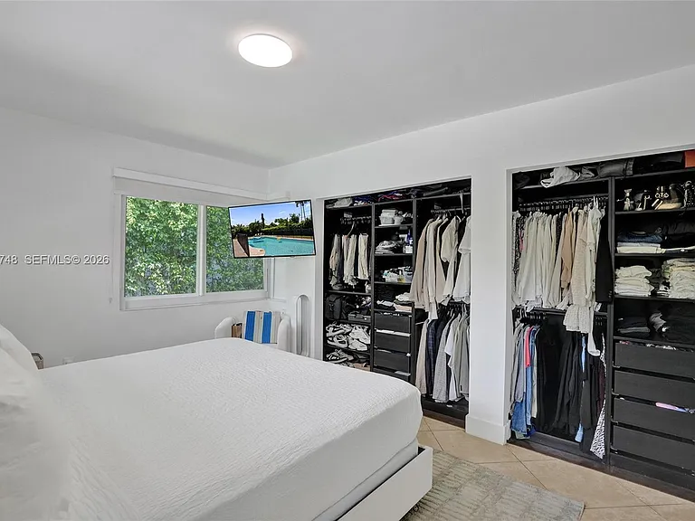 2025 Alamanda Dr — Photo 21