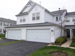 2814 Falling Waters Dr, Lindenhurst, IL 60046