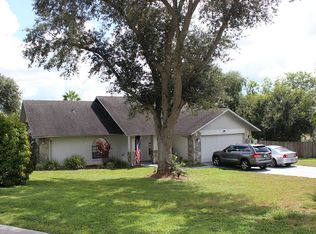 812 Chamberlain Loop, Lake Wales, FL 33853