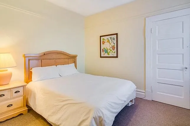 75 Glover St — Photo 10