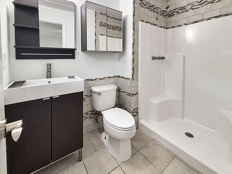 2407 Josh Ct SW — Photo 15