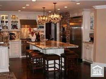 3rd image of 9892 Saint Marys Cir