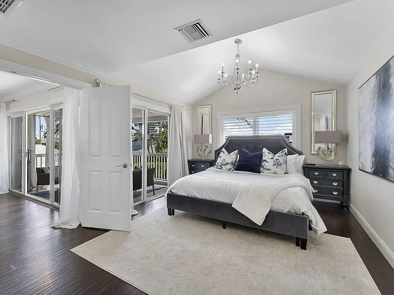 910 Jasmine Dr — Photo 16
