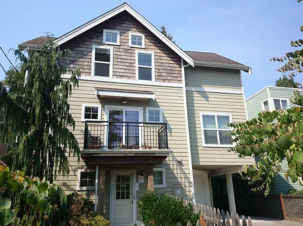 7321 C 47th Ave SW, Seattle, WA 98136