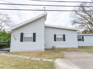127 Clark St, Marietta, OH 45750