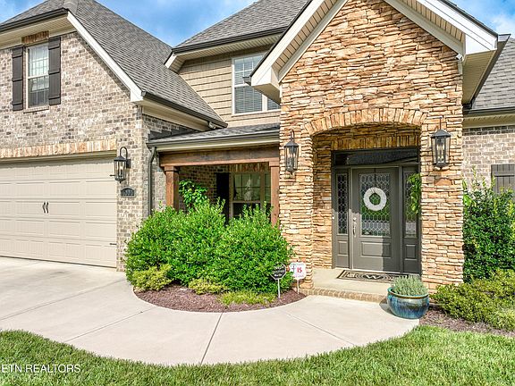 2nd image of 1001 Westland Creek Blvd