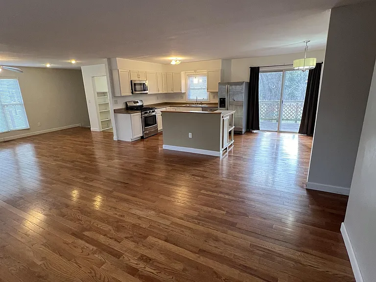 114 SE 411th Rd — Photo 3