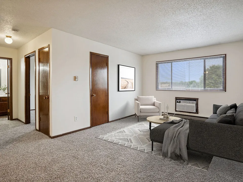 One Bedroom A - 1 Bed / 1 Bath - 700 Sq.Ft.
