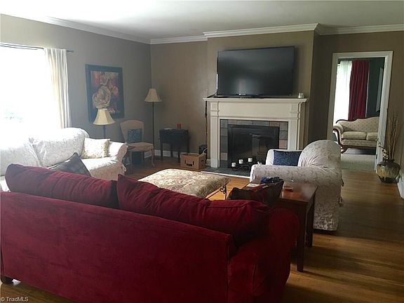 3rd image of 314 N Elam Ave