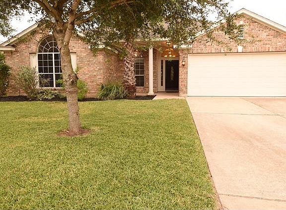 2nd image of 3208 Belgrave Falls Ln