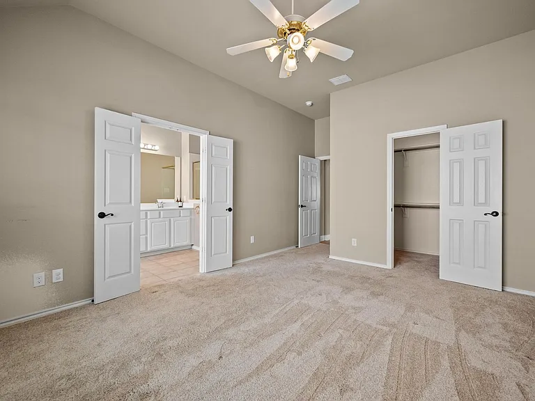 4617 Kingsway Ln — Photo 23