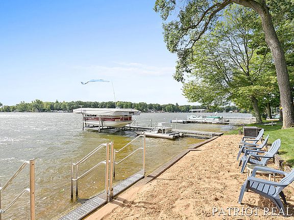 5th image of 8573 S Pinepoint Dr