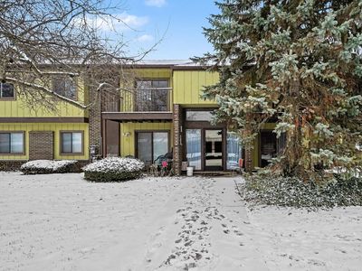 1472 W Chateau Vert St APT F, Ypsilanti, MI, 48197