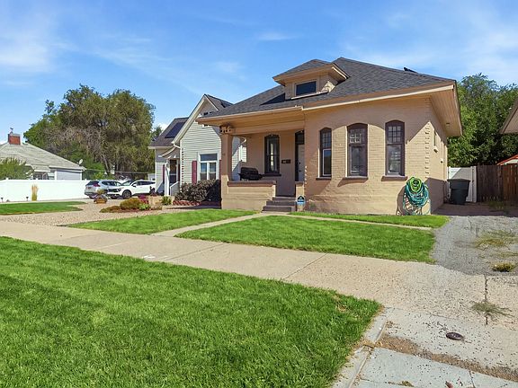 2nd image of 880 E 21st St
