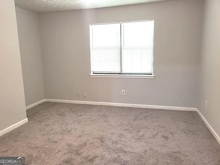 318 River Oak Dr — Photo 23