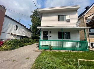 65 Barrette St #1, Ottawa, ON K1L8A2