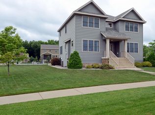 913 Celebration Cir, Sartell, MN 56377