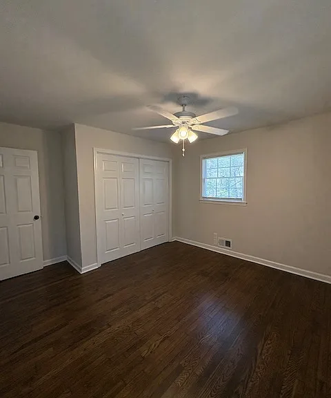 2068 Kenwood Pl SE — Photo 8